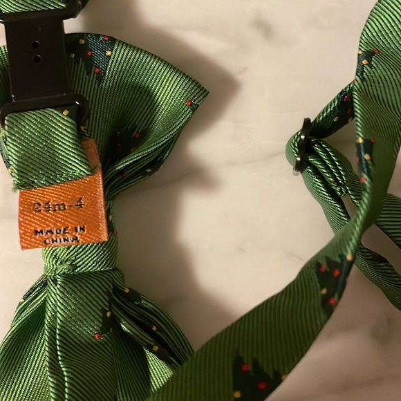 Christmas Little Boy and Baby Bow Ties - Picture 4 of 4